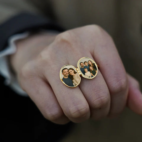 Oval Locket Ring with Photo
